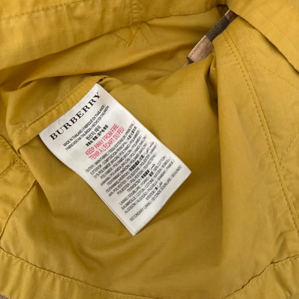 Burberry yellow hooded